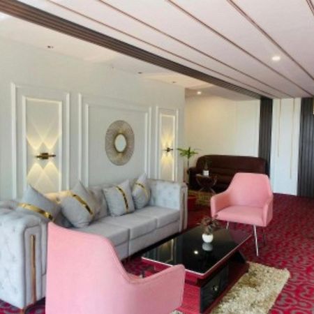 Vovo Hotels Yelahanka エクステリア 写真