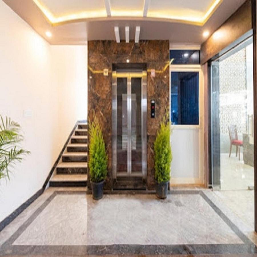 Vovo Hotels Yelahanka エクステリア 写真