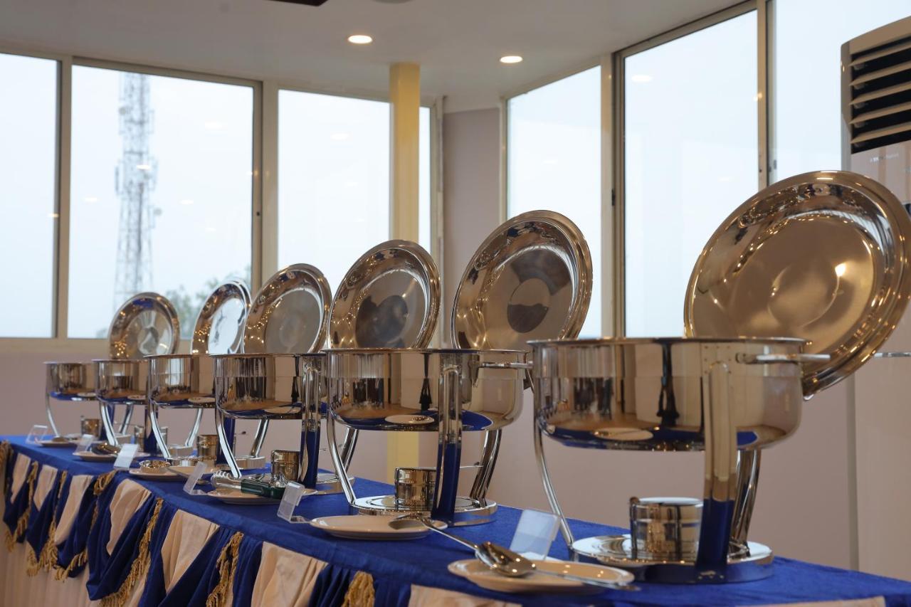 Vovo Hotels Yelahanka エクステリア 写真