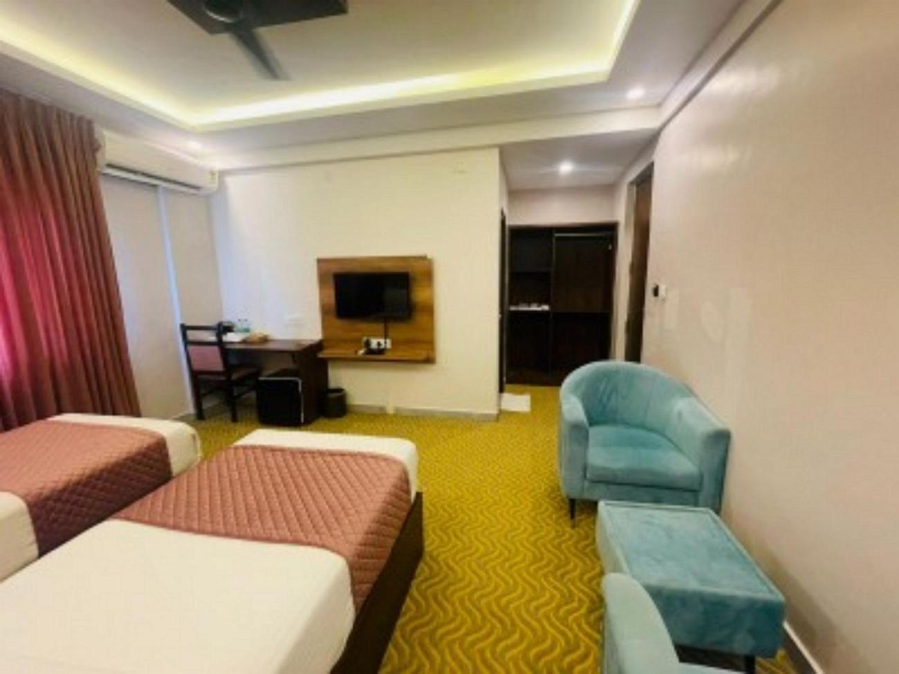 Vovo Hotels Yelahanka エクステリア 写真