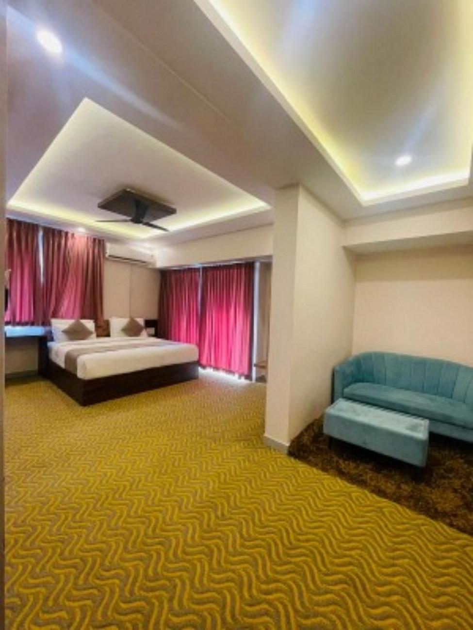 Vovo Hotels Yelahanka エクステリア 写真