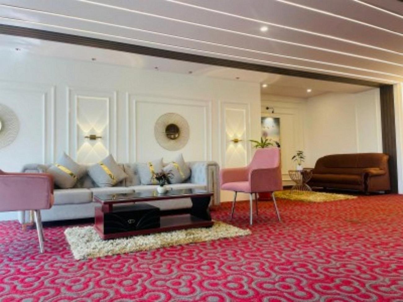 Vovo Hotels Yelahanka エクステリア 写真