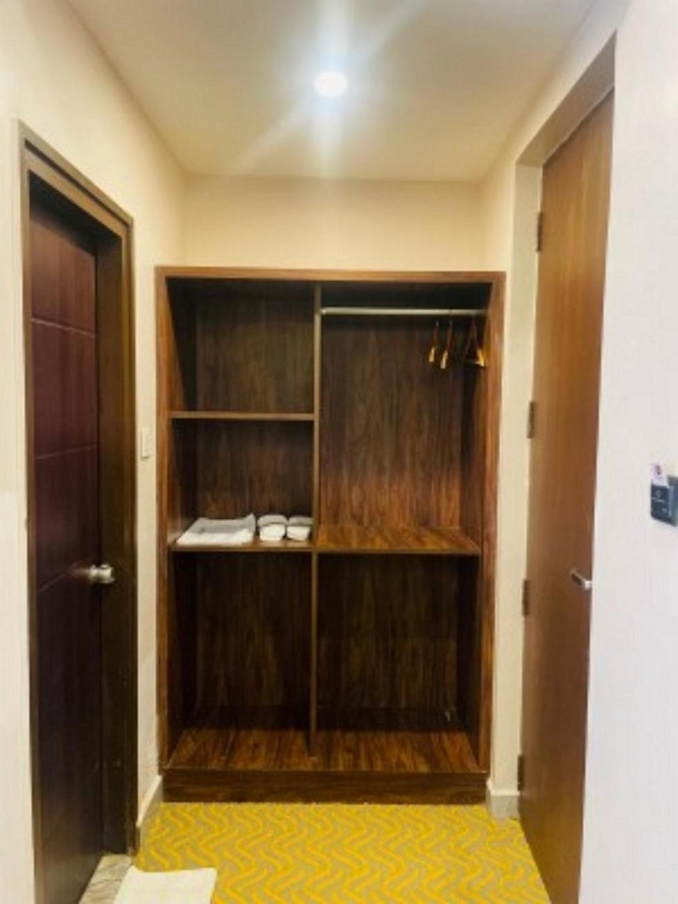 Vovo Hotels Yelahanka エクステリア 写真
