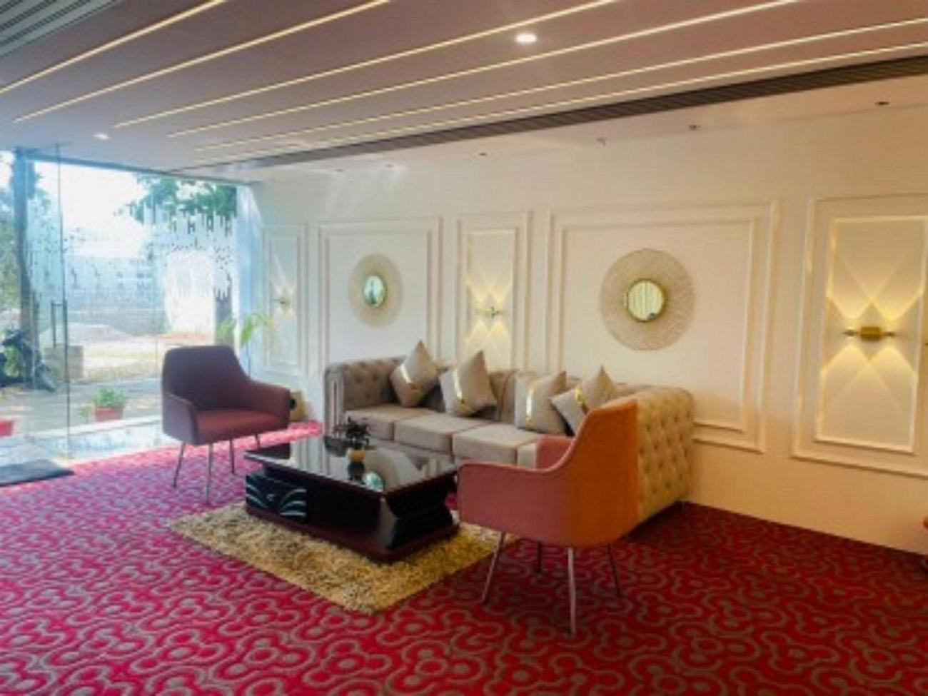 Vovo Hotels Yelahanka エクステリア 写真